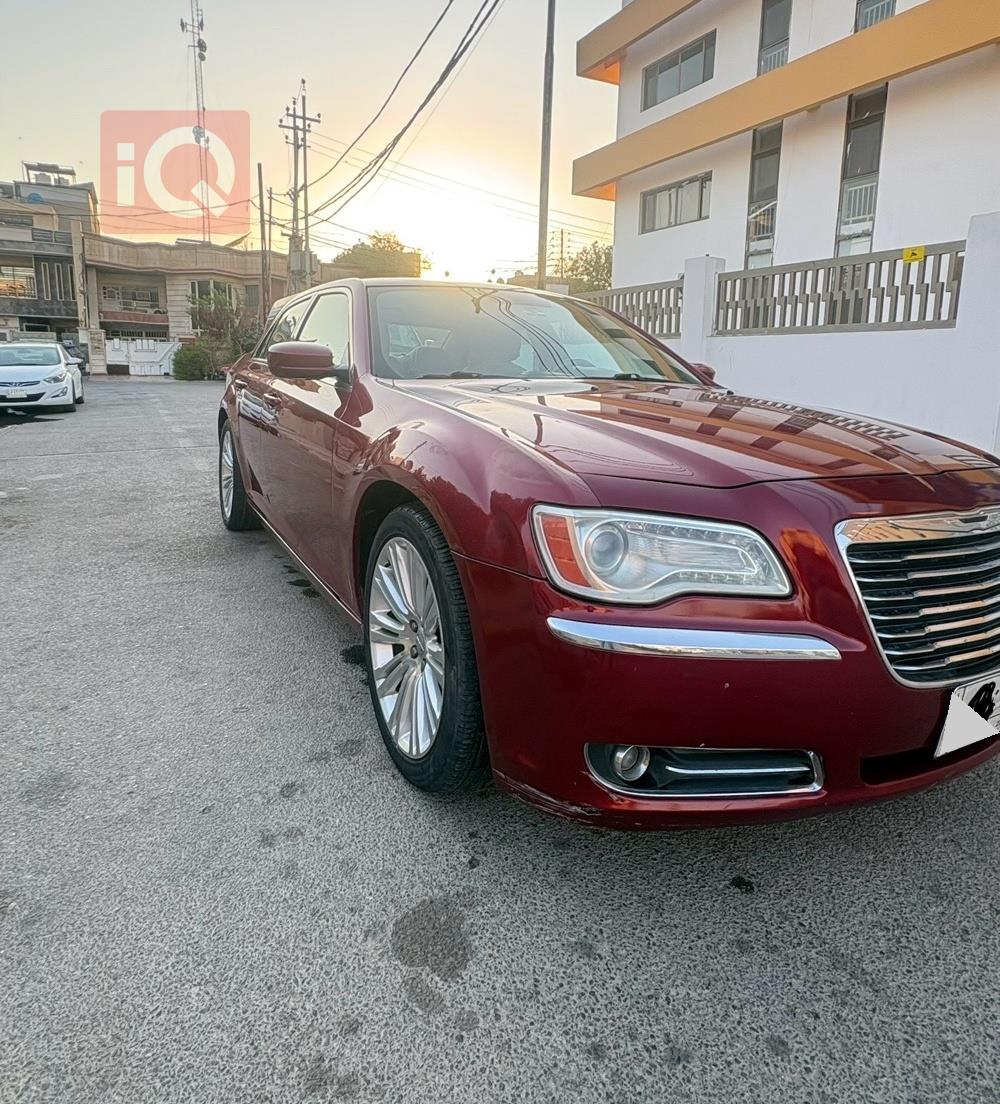 كرايسلر 300